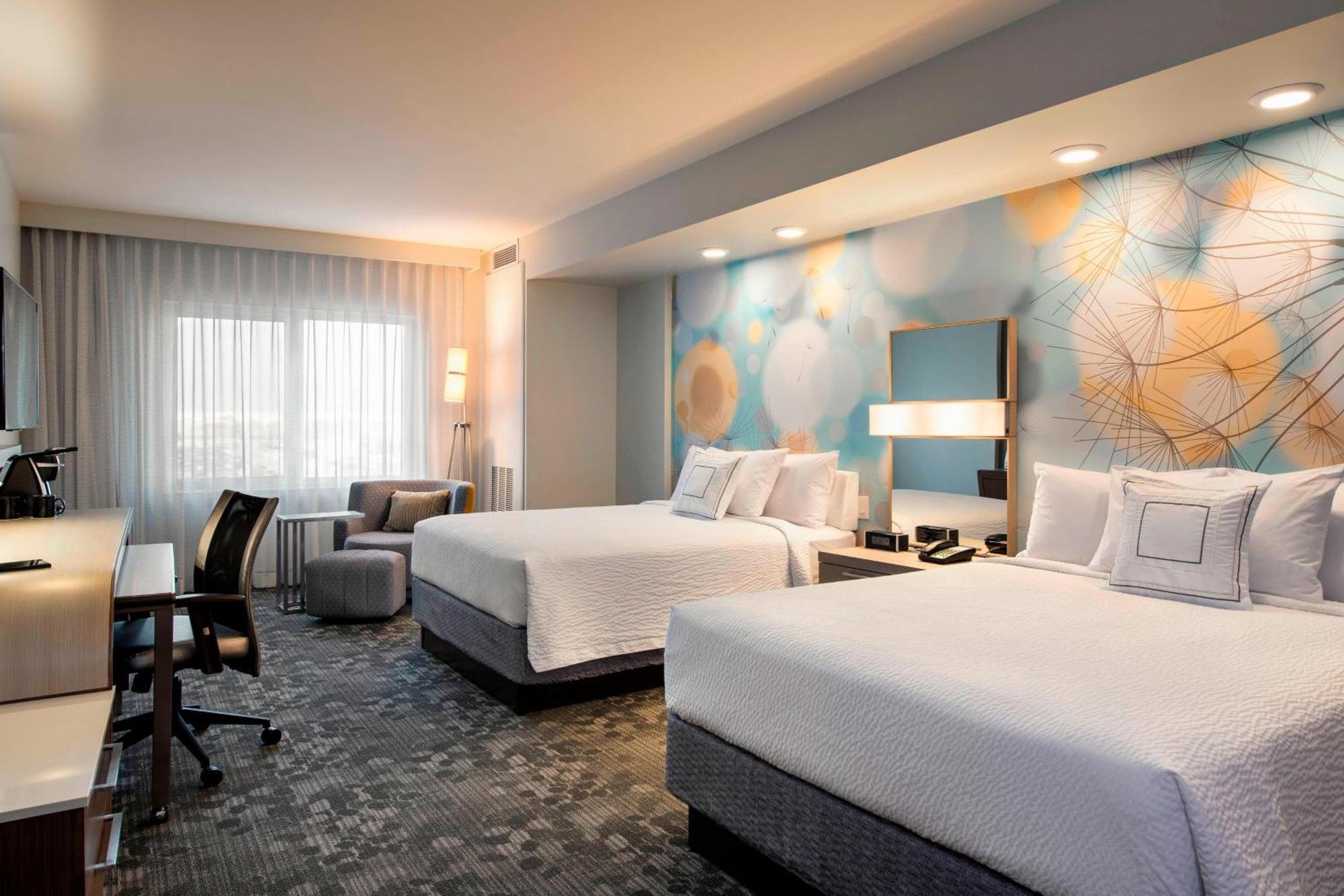 คอร์ตยาร์ด บาย แมริออท แคลกรี เซาท์ Hotel คาลการี ภายนอก รูปภาพ